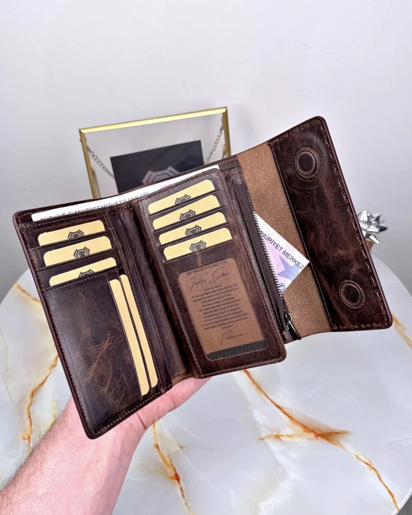 Women's Leather Wallet — Brown, 2095 — product view 1