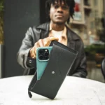 Large Zip Leather Phone Wallet — Black, Guti, 2040 — product view 1