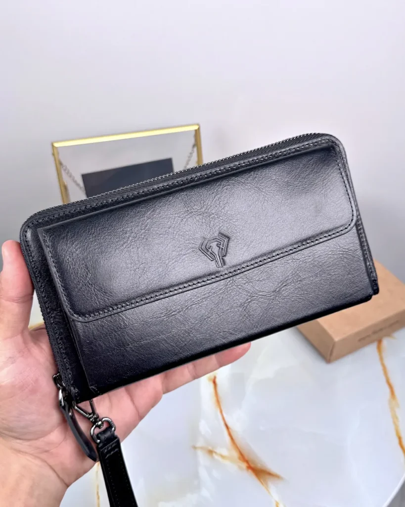 Men's Leather Handbag — Glossy Black, 2100 — product view 2