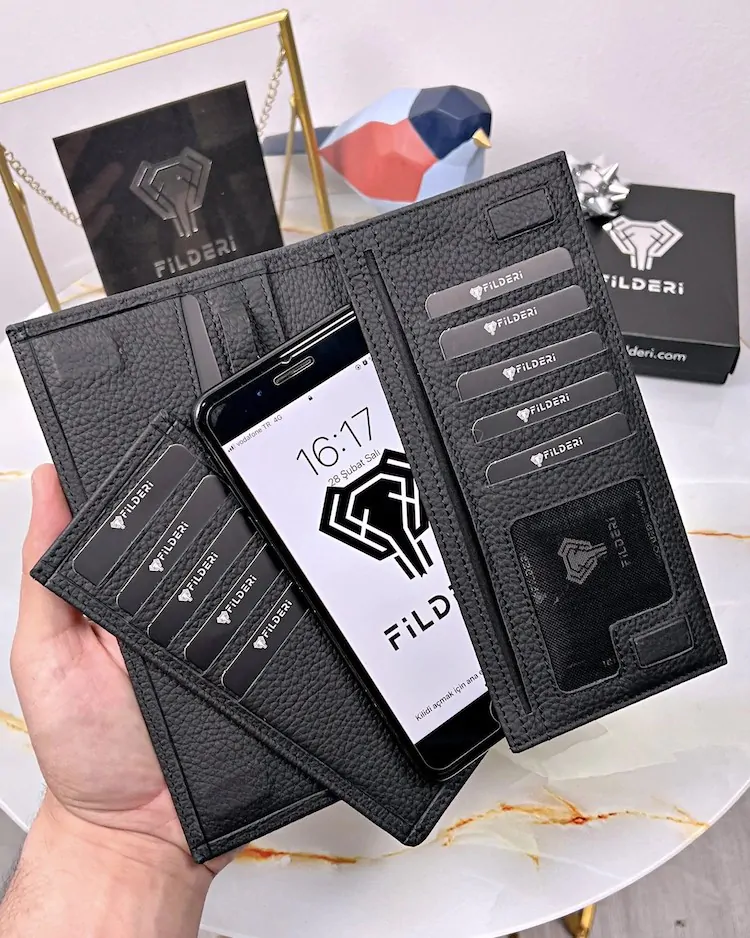 Magnetic Leather Phone Wallet — Black, Guti, 2047 — product view 1