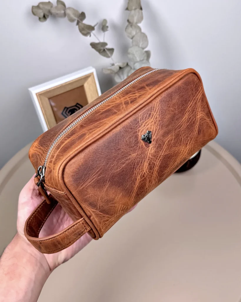 Distressed Zip Leather Handbag — 2123 — product view 1
