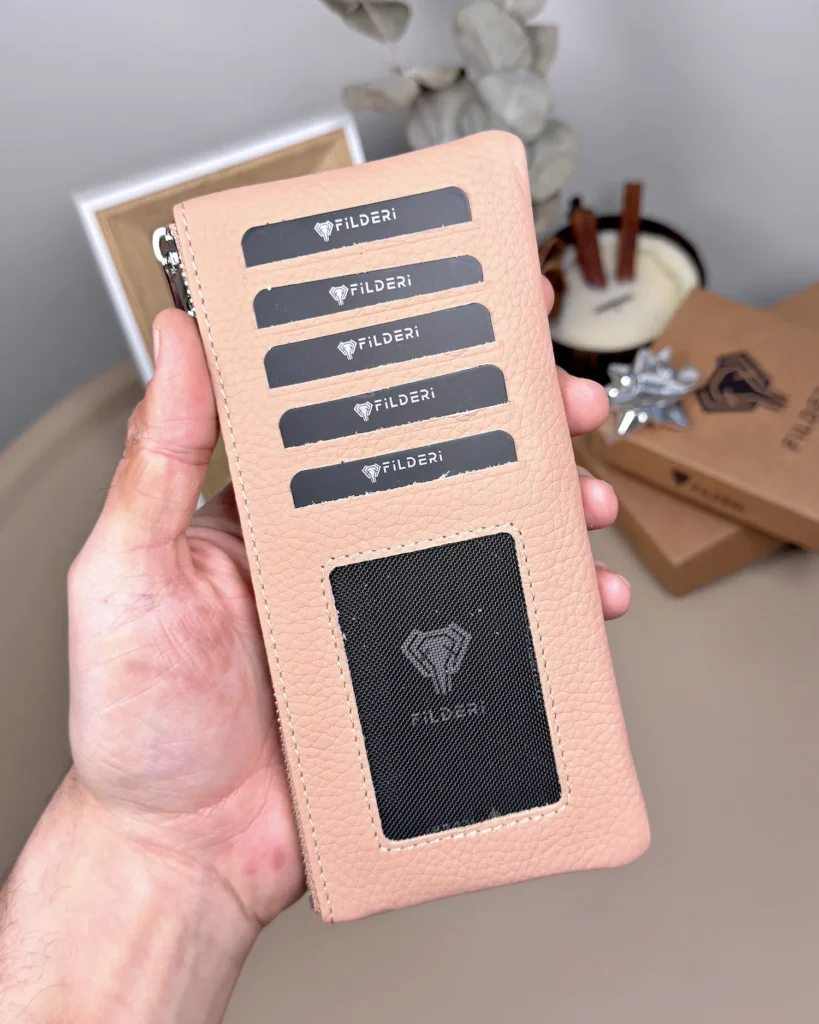 Long Zip Leather Card Holder — Blush, 2127 — product view 2