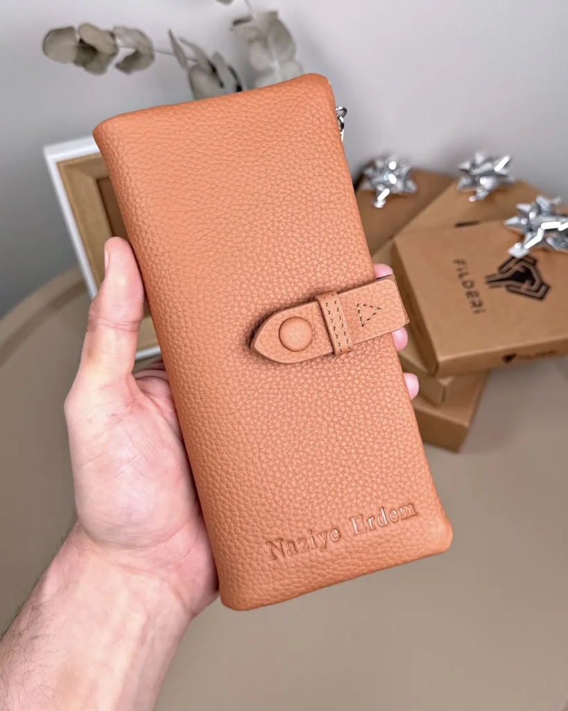 Zip Magnetic Women's Leather Wallet — Cognac, 2133 — product view 1
