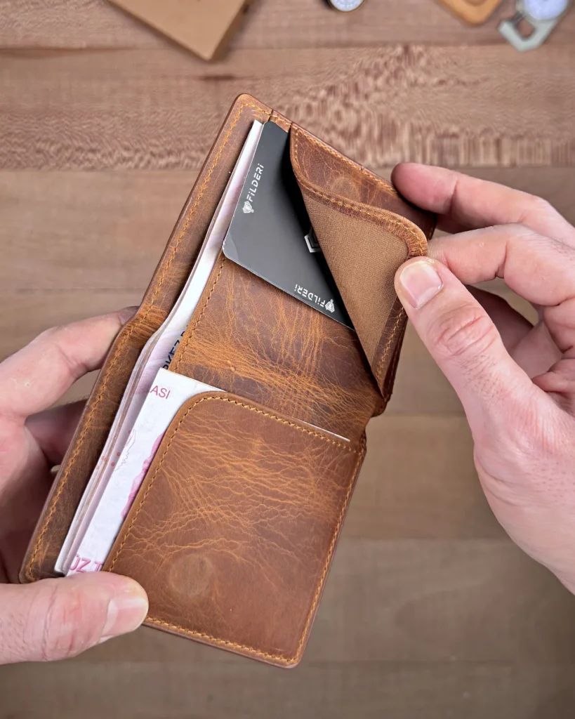 Magnetic Leather Card Holder — Hazelnut Brown, 2138 — product view 2