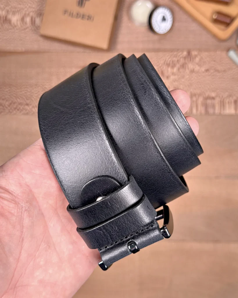 Distressed Men's Leather Belt — Black — product view 2