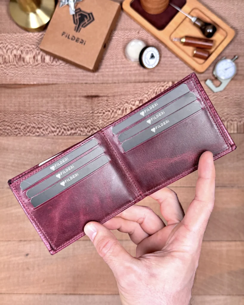Butterfly Men's Leather Wallet — Burgundy, 2145 — product view 2