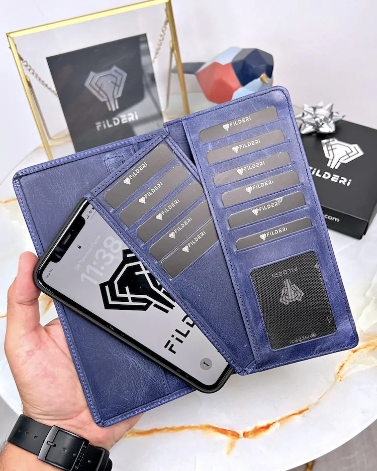 Leather Phone Wallet — Navy, 2027 — product view 1