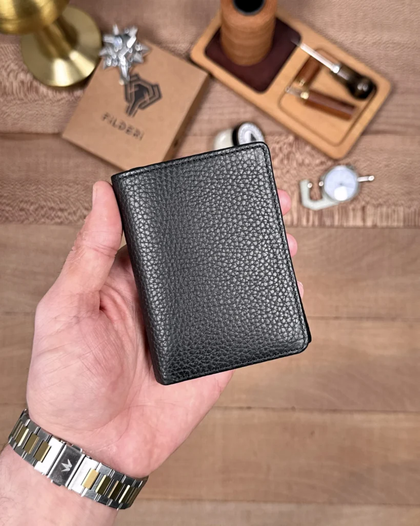 Magnetic Leather Wallet — Black, Guti, 2067 — product view 2