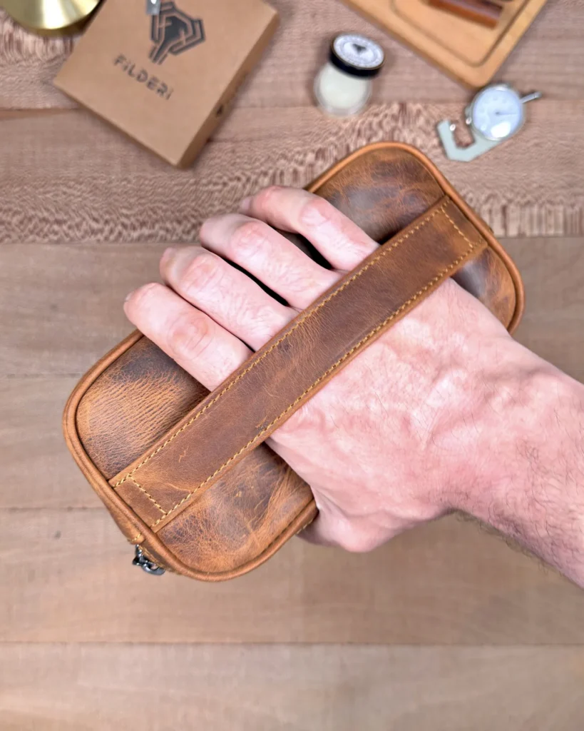 Compact Leather Handbag — Hazelnut Brown, 2153 — product view 2
