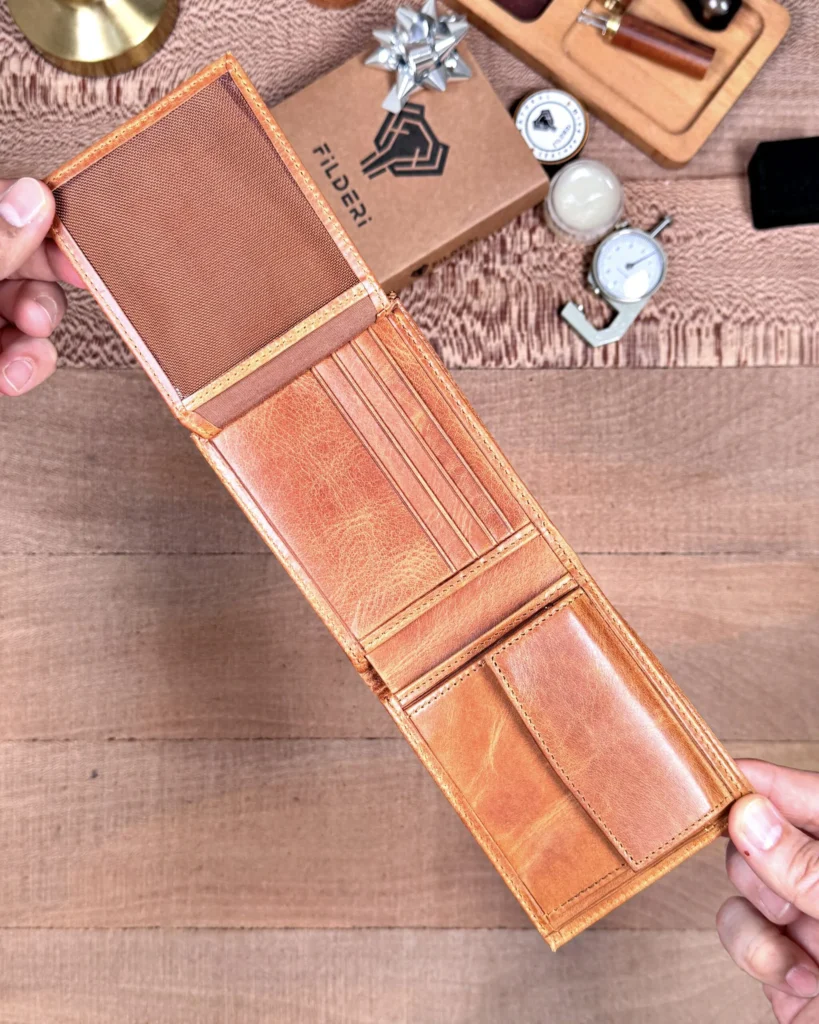 Coin Pocket Men's Leather Wallet — Cognac, 2147 — product view 2