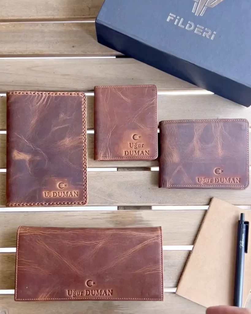 Magnetic Leather Gift Set — Hazelnut Brown — product view 1
