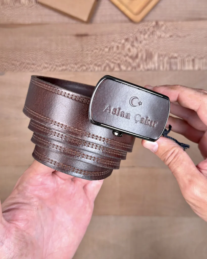 Distressed Ratchet Men's Leather Belt — Brown — product view 2