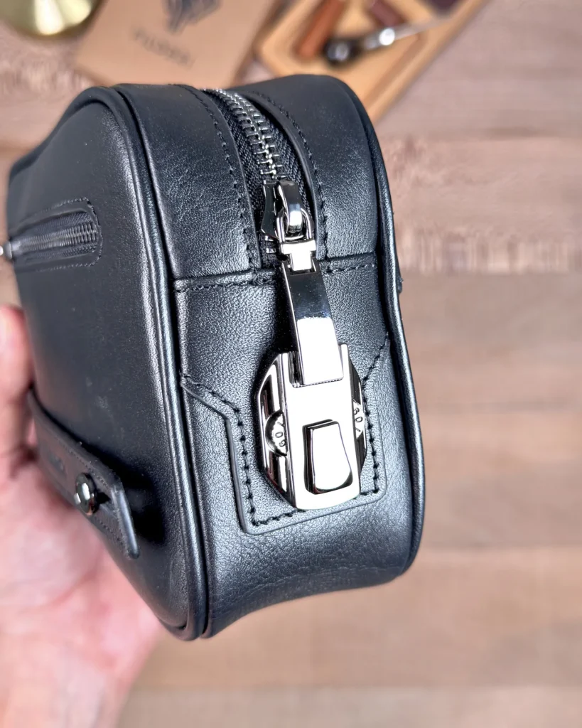 Lockable Men's Leather Handbag — Black, 2087 — product view 2