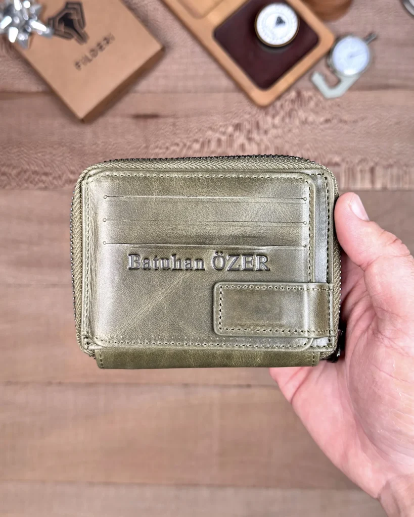 Zip Leather Wallet — Green, 2031 — product view 1