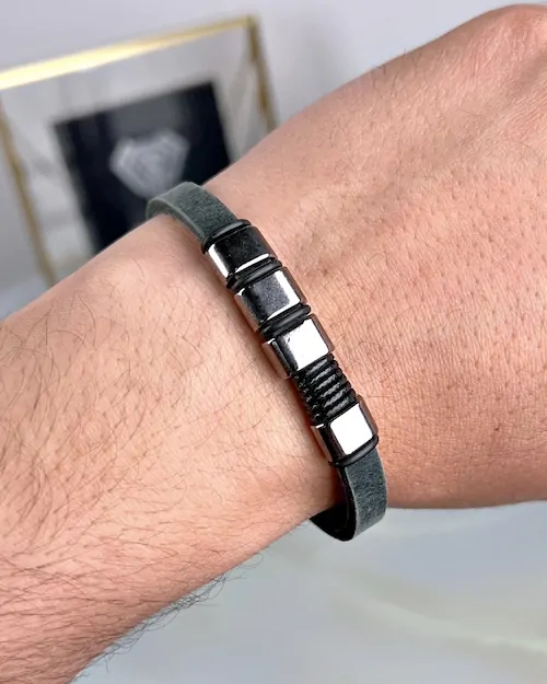 Distressed Magnetic Leather Bracelet — product view 2