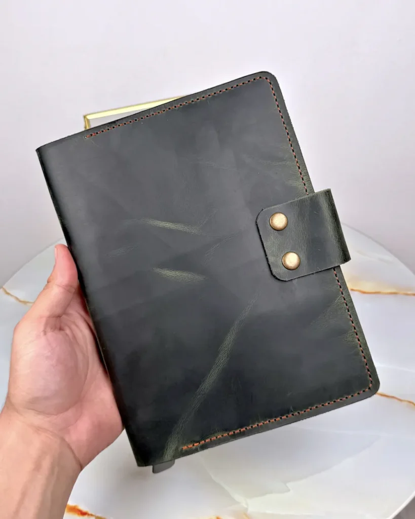 Hand-Stitched Leather Organizer — Green, 2074 — product view 2